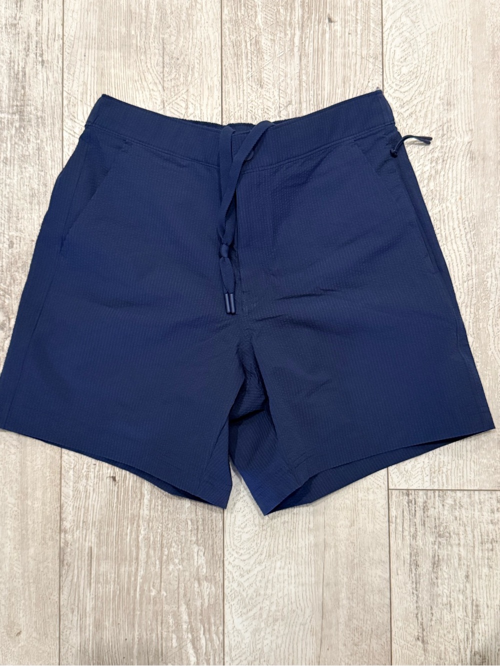 VRST Navy Seersucker Resort Shorts Men’s Small 6” Inseam NWT